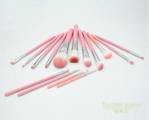 欧美蜜桃视频在线能用美妆蛋清洗液洗吗？