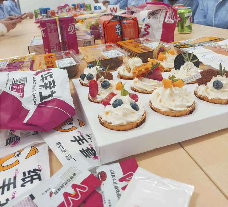 蜜桃在线视频精品化妆用品（深圳）有限公司，五月生日会福利！