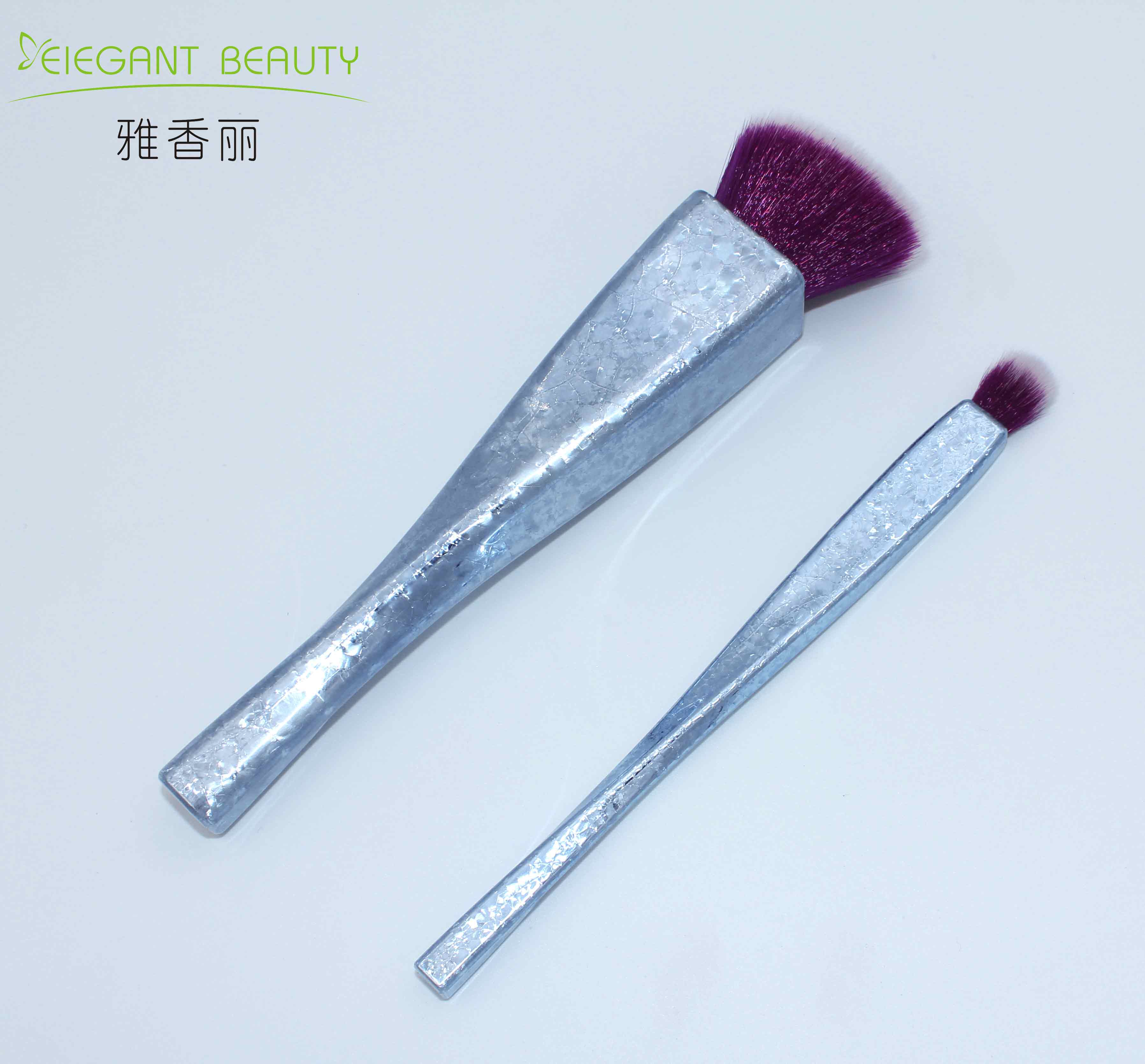 欧美蜜桃视频在线套装：打造专业妆容的必备之选