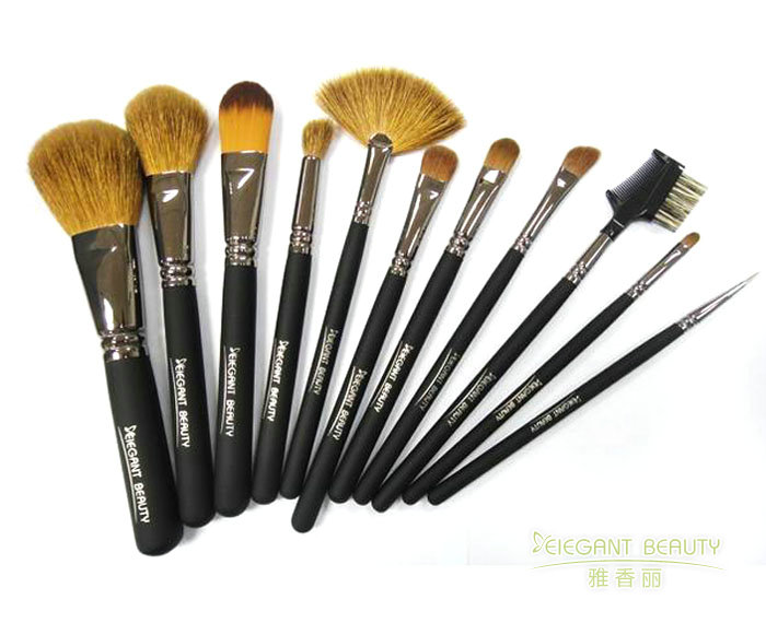 成套欧美蜜桃视频在线中的刷毛硬度对化妆效果有何影响？